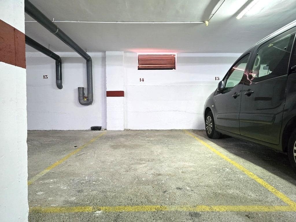 1 sovrum Lägenhet till salu i Torrevieja med pool garage - 126 000 € (Ref: 9913343)