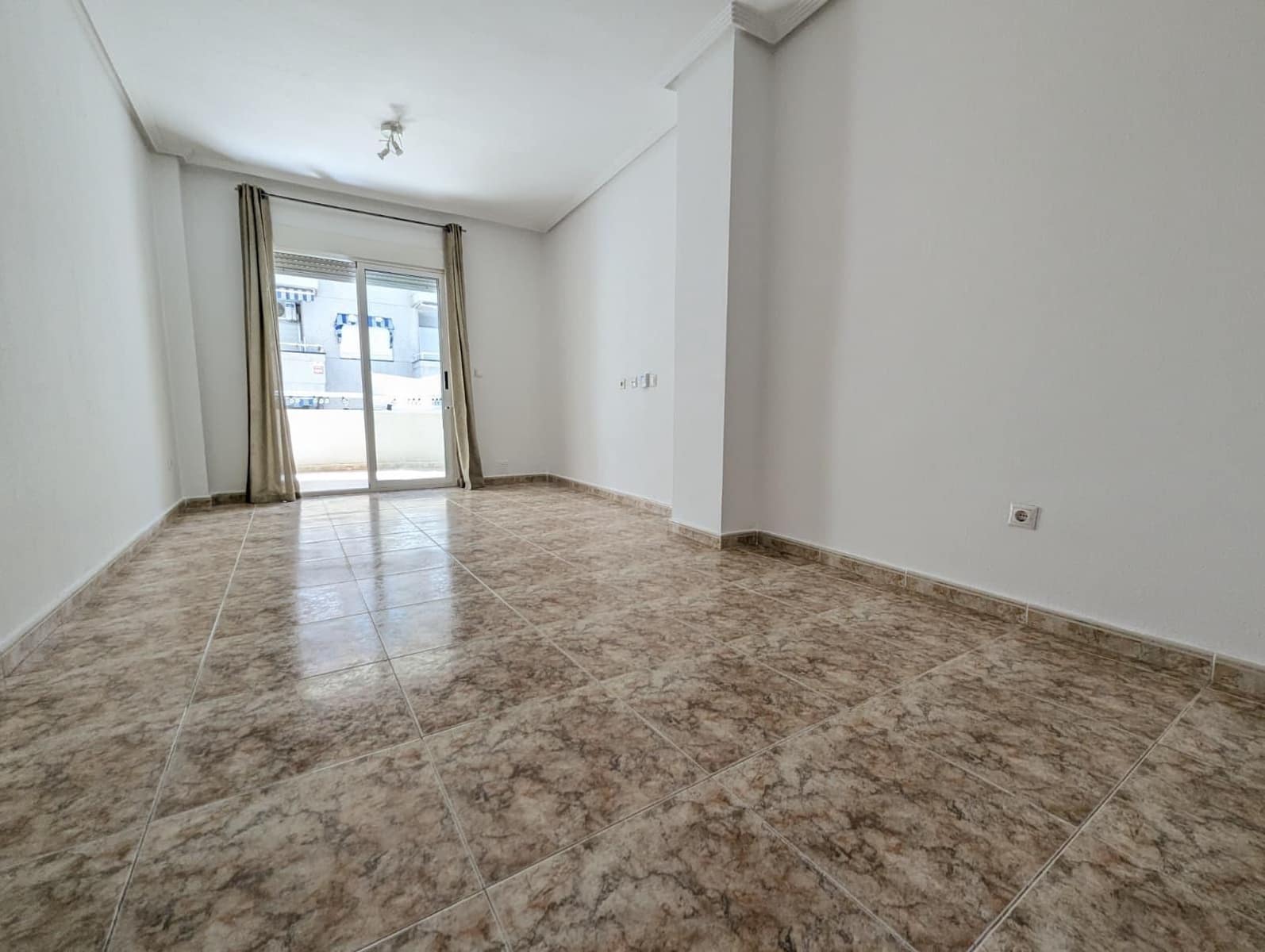 2 quarto Apartamento para venda em Torrevieja - 149 900 € (Ref: 9916043)