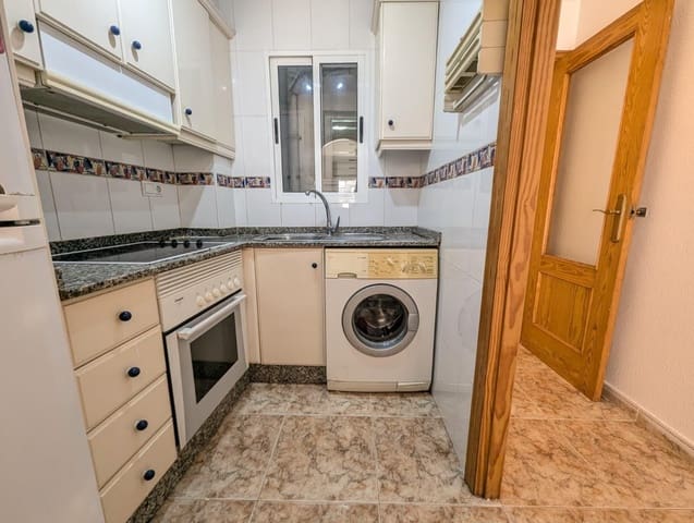 2 quarto Apartamento para venda em Avenida Habaneras - Curva de Palangre, Torrevieja - 149 900 € (Ref: 9916043)