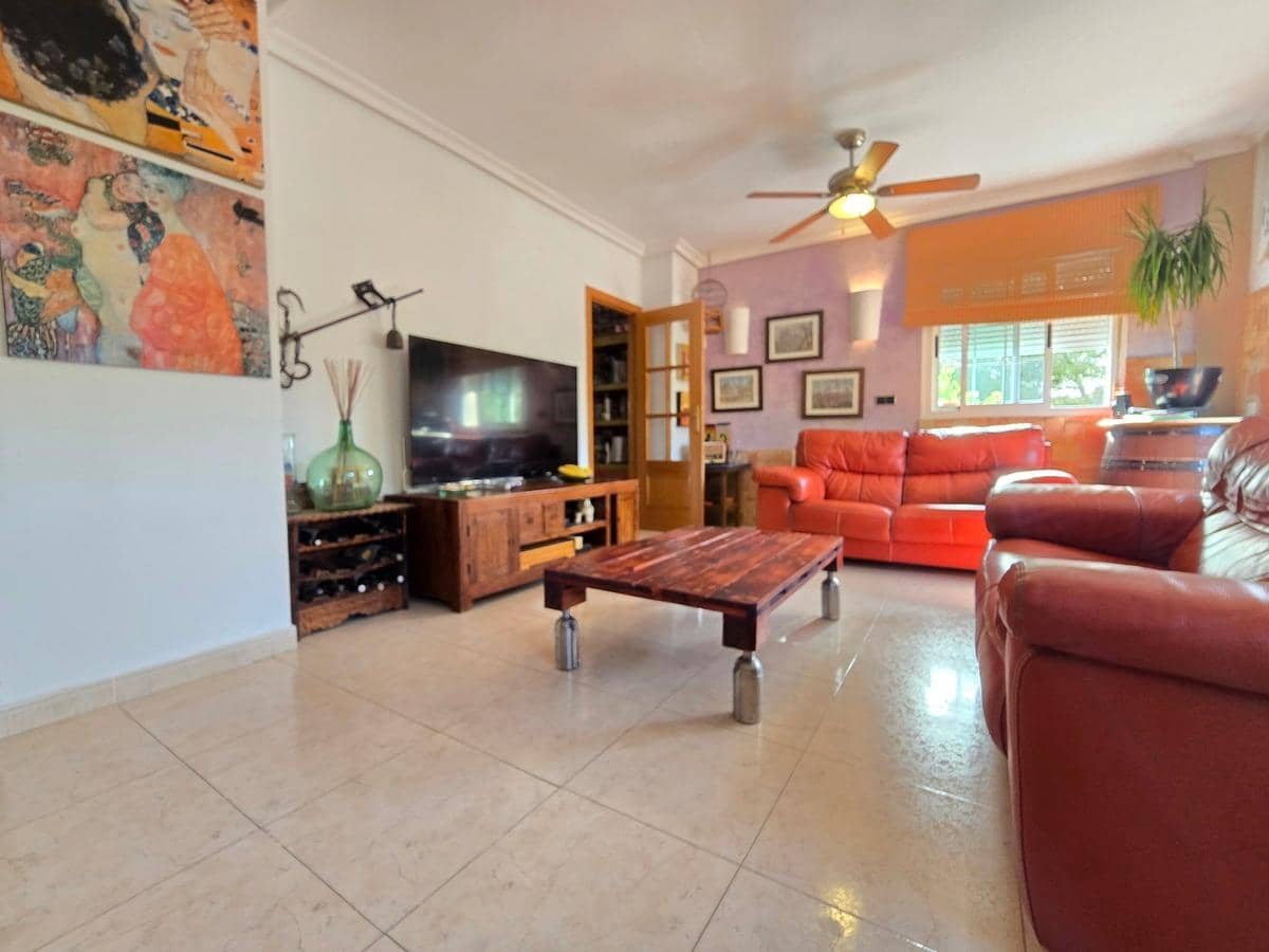 Adosado de 4 habitaciones en Pilar de la Horadada en venta con piscina - 450.000 € (Ref: 9916044)
