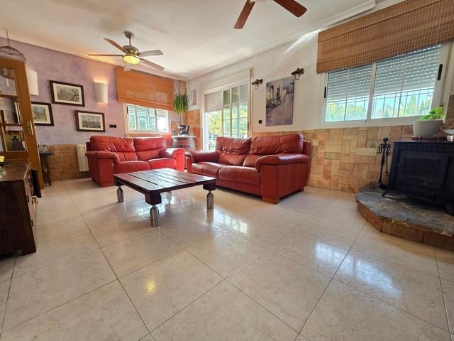 Adosado de 4 habitaciones en Mil Palmeras, Pilar de la Horadada en venta - 450.000 € (Ref: 9916044)