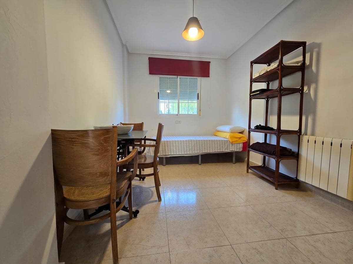 Adosado de 4 habitaciones en Pilar de la Horadada en venta con piscina - 450.000 € (Ref: 9916044)