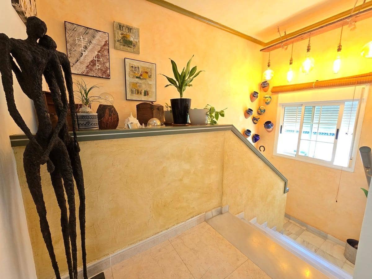 Adosado de 4 habitaciones en Pilar de la Horadada en venta con piscina - 450.000 € (Ref: 9916044)