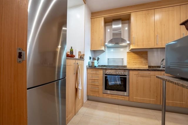 2 makuuhuone Huoneisto myytävänä paikassa Los Alcázares mukana uima-altaan - 209 900 € (Ref: 9938371)