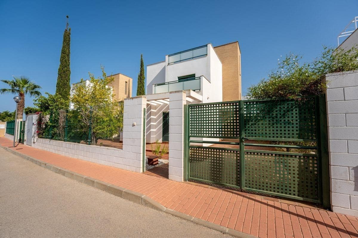 3 Zimmer Villa zu verkaufen in Dona Pepa mit Pool - 330.000 € (Ref: 9938372)