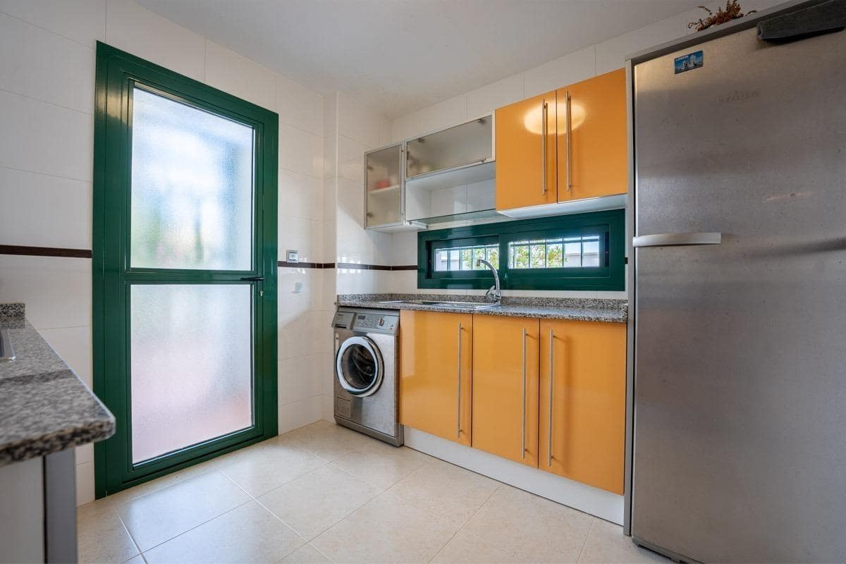 3 Zimmer Villa zu verkaufen in Dona Pepa mit Pool - 330.000 € (Ref: 9938372)