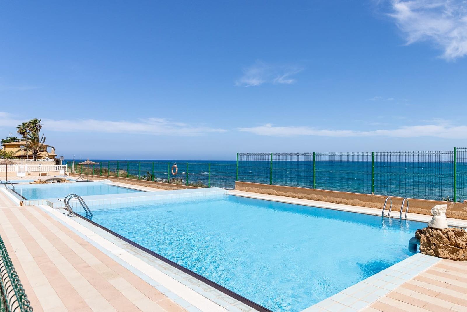 2 soverom Penthouse til salgs i Cabo Cervera med svømmebasseng - € 239 990 (Ref: 9945911)