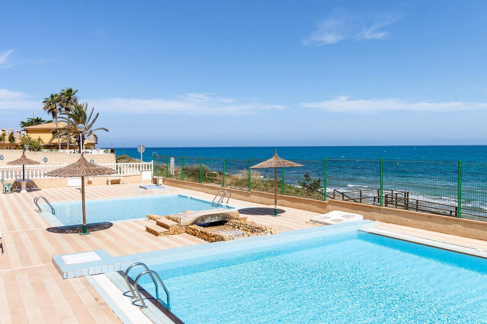 2 soverom Penthouse til salgs i Cabo Cervera med svømmebasseng - € 239 990 (Ref: 9945911)