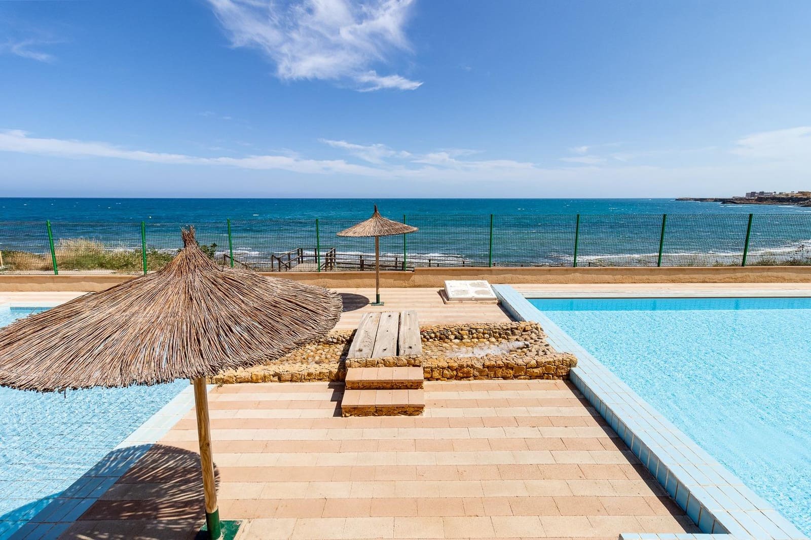 2 soverom Penthouse til salgs i Cabo Cervera med svømmebasseng - € 239 990 (Ref: 9945911)