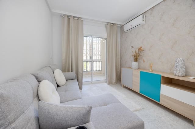 2 bedroom Apartment for sale in Avenida Habaneras - Curva de Palangre, Torrevieja with pool - € 155,000 (Ref: 9948103)