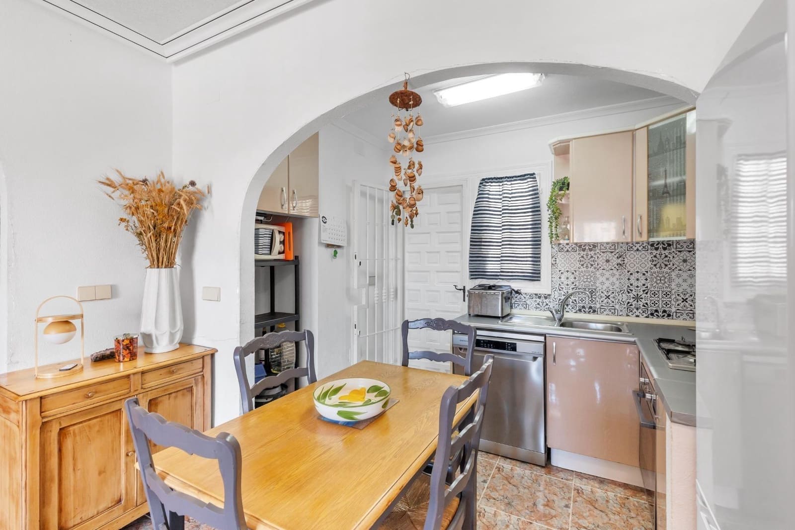 2 bedroom Bungalow for sale in Guardamar del Segura with pool - € 159,990 (Ref: 9948104)