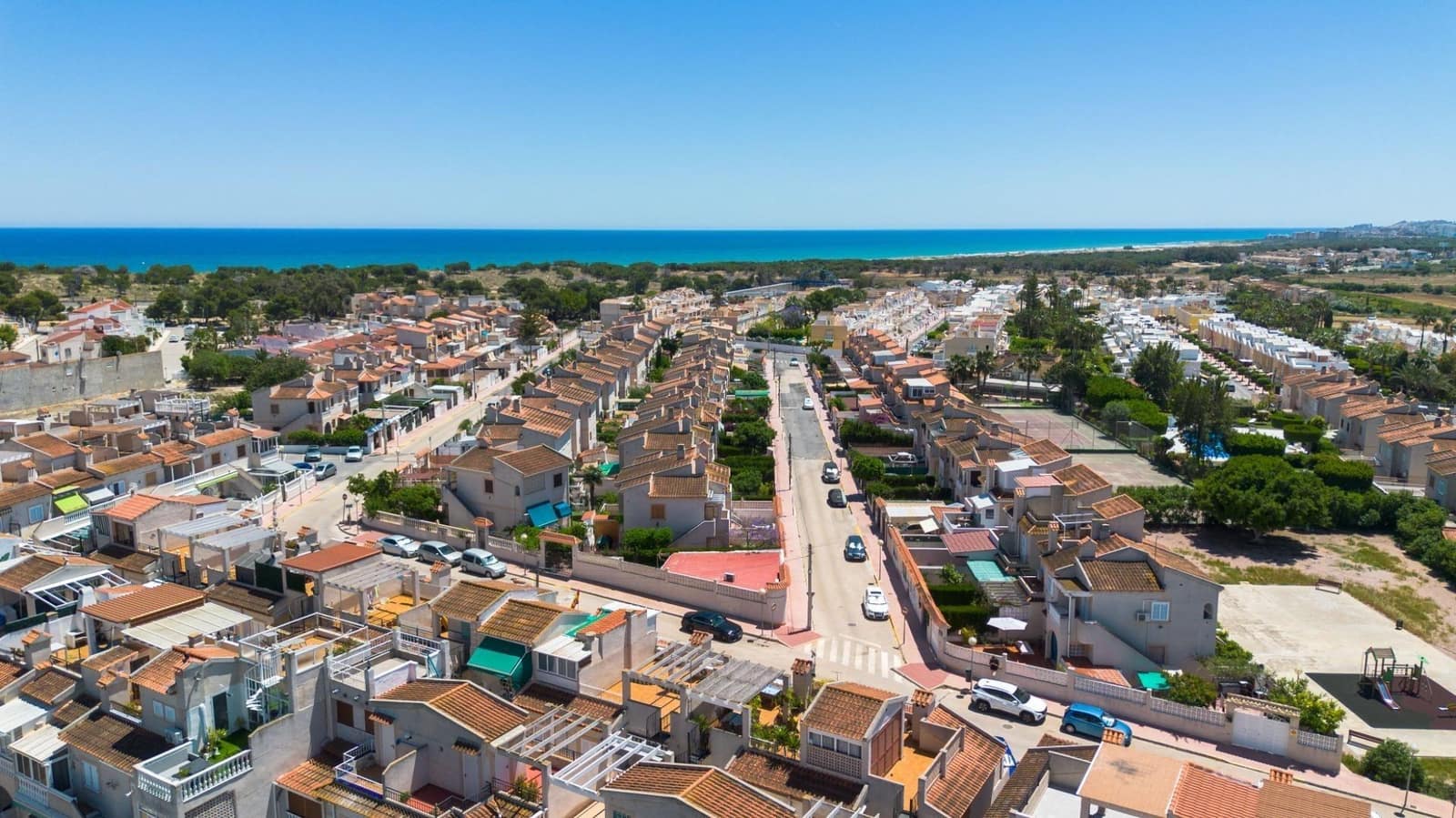 2 bedroom Bungalow for sale in Guardamar del Segura with pool - € 159,990 (Ref: 9948104)