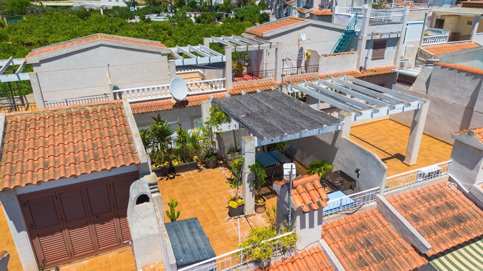 2 bedroom Bungalow for sale in Guardamar del Segura with pool - € 159,990 (Ref: 9948104)