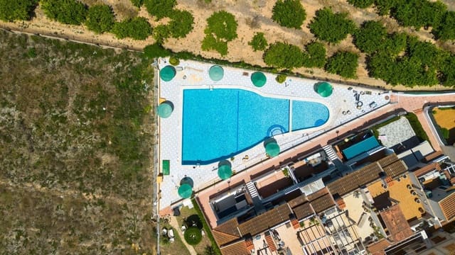 2 Zimmer Bungalow zu verkaufen in Guardamar del Segura mit Pool - 159.990 € (Ref: 9948104)