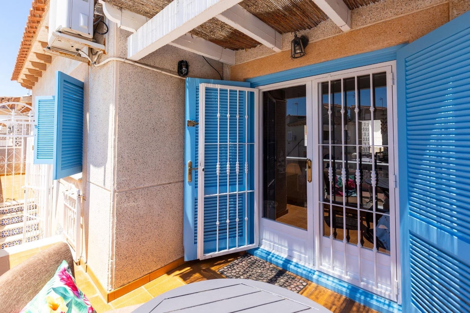 2 bedroom Bungalow for sale in Guardamar del Segura with pool - € 159,990 (Ref: 9948104)