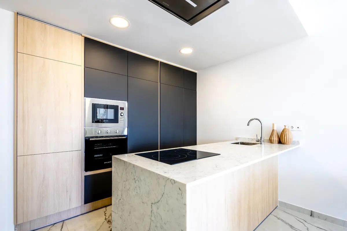 2 Zimmer Penthouse zu verkaufen in Orihuela Costa mit Pool - 489.000 € (Ref: 9948105)
