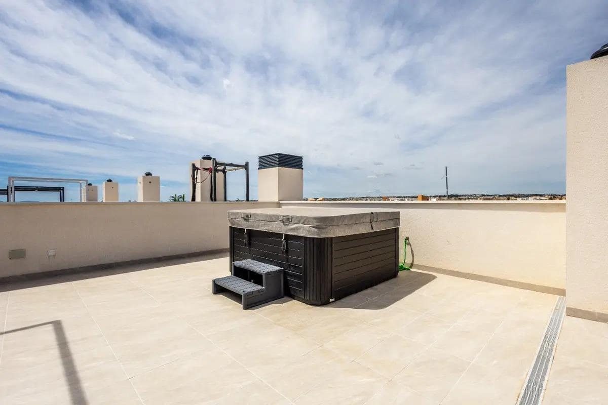 2 Zimmer Penthouse zu verkaufen in Orihuela Costa mit Pool - 489.000 € (Ref: 9948105)