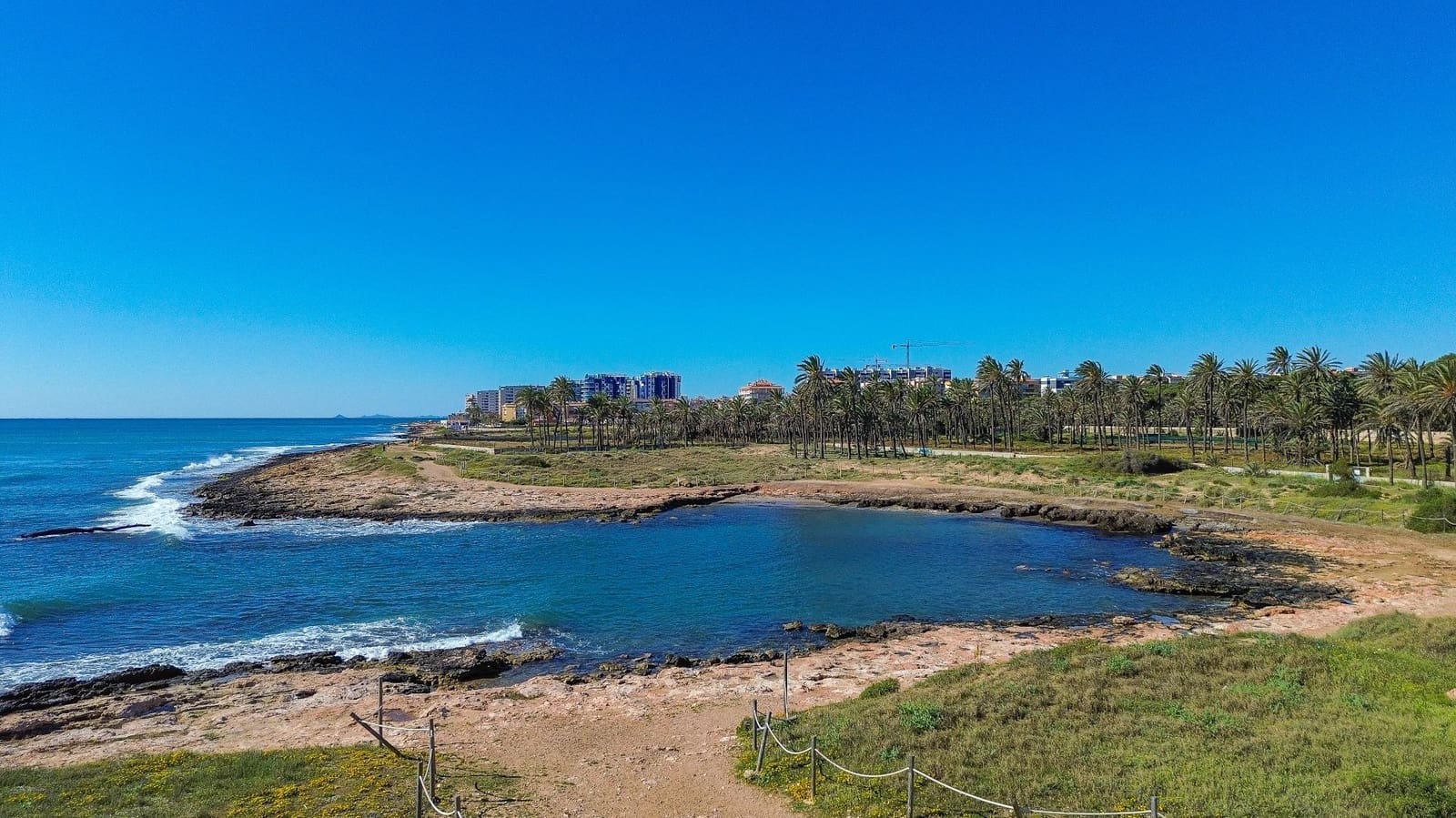 2 Zimmer Penthouse zu verkaufen in Orihuela Costa mit Pool - 489.000 € (Ref: 9948105)