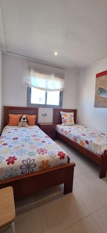 2 soverom Penthouse til salgs i Torrevieja med svømmebasseng garasje - € 239 000 (Ref: 9949975)