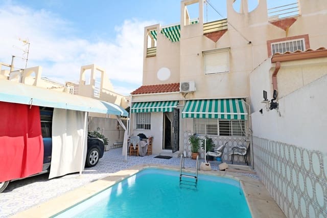 4 chambre Villa/Maison Mitoyenne à vendre à Paraje Natural, Torrevieja avec piscine - 189 000 € (Ref: 9952784)
