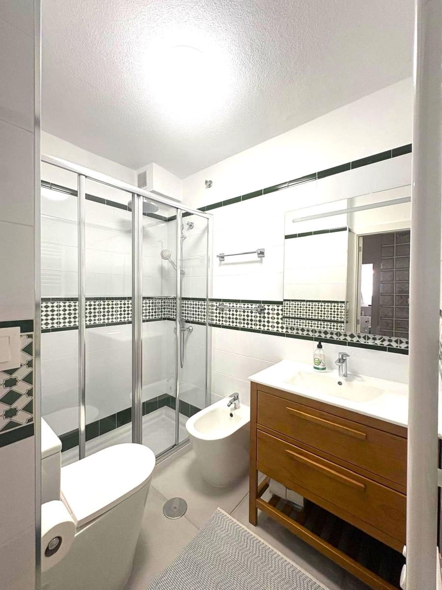 2 camera da letto Villetta a Schiera in vendita in Torrevieja con piscina - 159.000 € (Rif: 9952785)