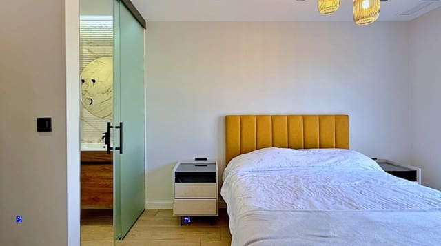2 makuuhuone Bungalow myytävänä paikassa Punta Prima, Orihuela mukana uima-altaan - 379 000 € (Ref: 9954388)
