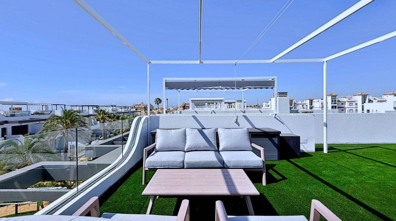 2 sovrum Bungalow till salu i Orihuela Costa med pool - 379 000 € (Ref: 9954388)