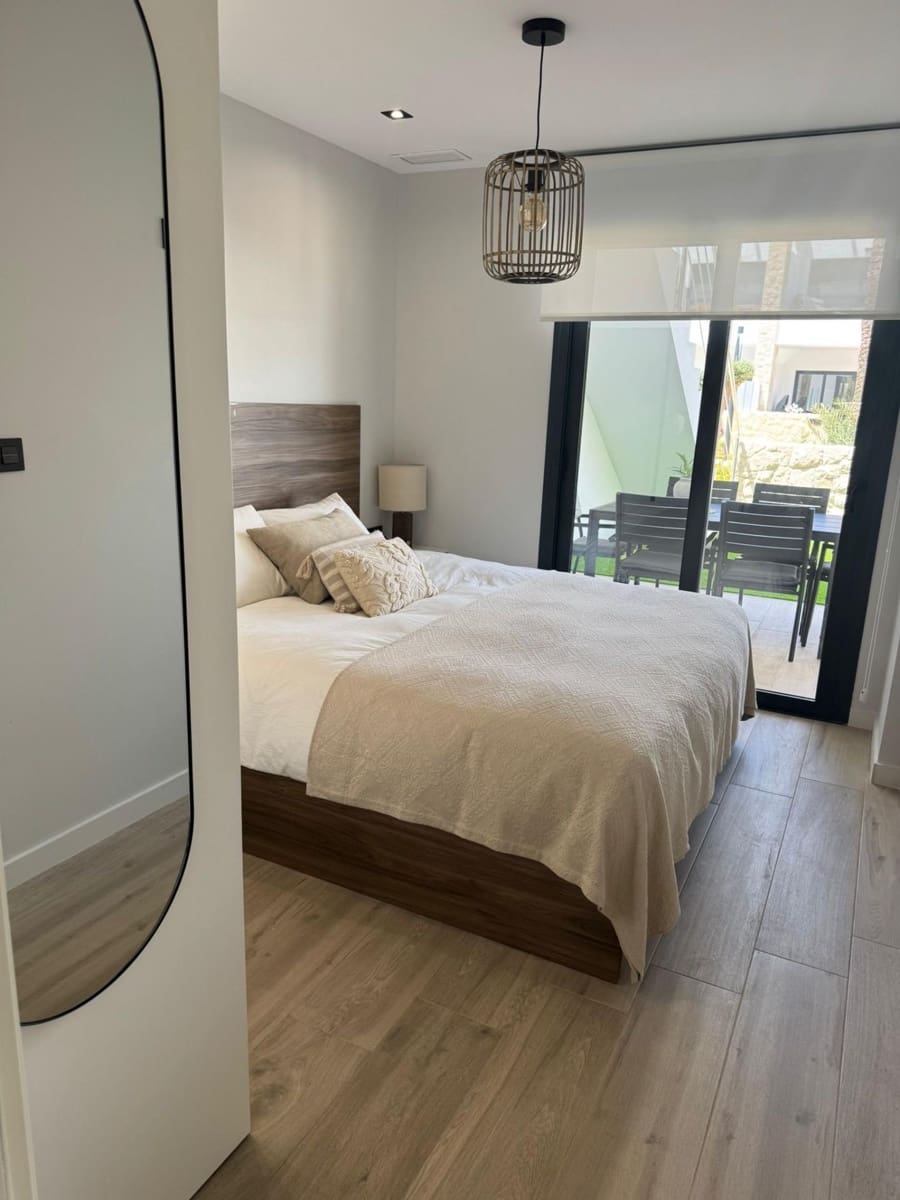 3 sypialnia Bungalow na sprzedaż w Orihuela Costa z basenem - 360 000 € (Ref: 9954389)