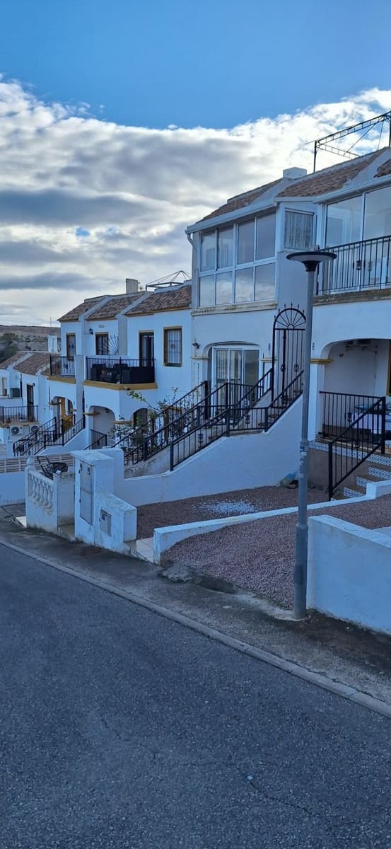 2 quarto Bungalow para venda em San Fulgencio com piscina - 125 000 € (Ref: 9954390)