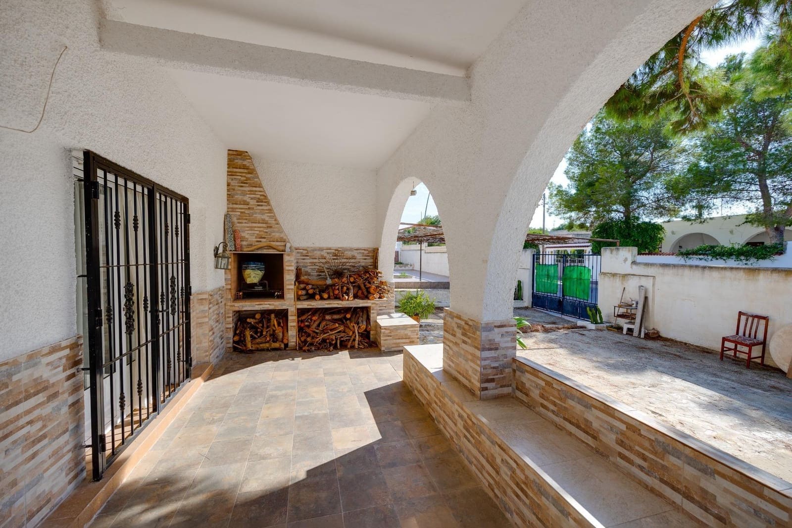 3 slaapkamer Villa te koop in Torrevieja - € 320.000 (Ref: 9959953)