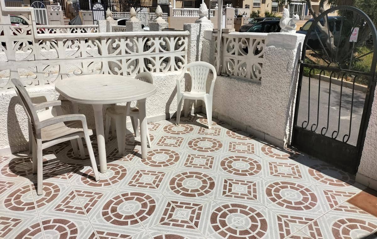 2 camera da letto Villetta a Schiera in vendita in Torrevieja - 125.000 € (Rif: 9973512)