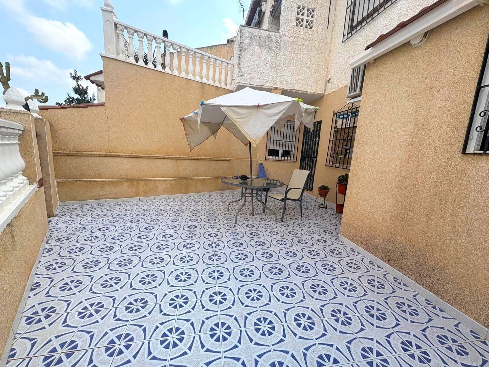 2 bedroom Bungalow for sale in El Limonar - € 129,990 (Ref: 9986983)