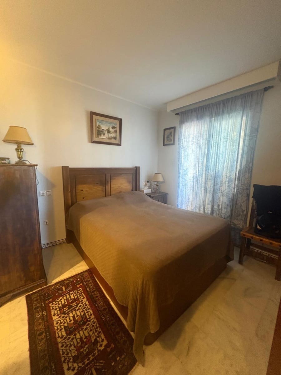 3 Zimmer Apartment zu verkaufen in Torrevieja mit Pool - 329.000 € (Ref: 9994404)