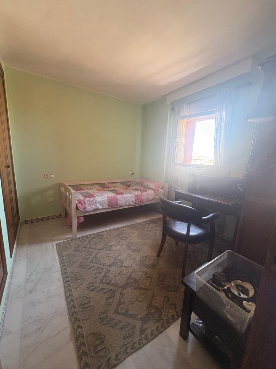 3 Zimmer Apartment zu verkaufen in Torrevieja mit Pool - 329.000 € (Ref: 9994404)