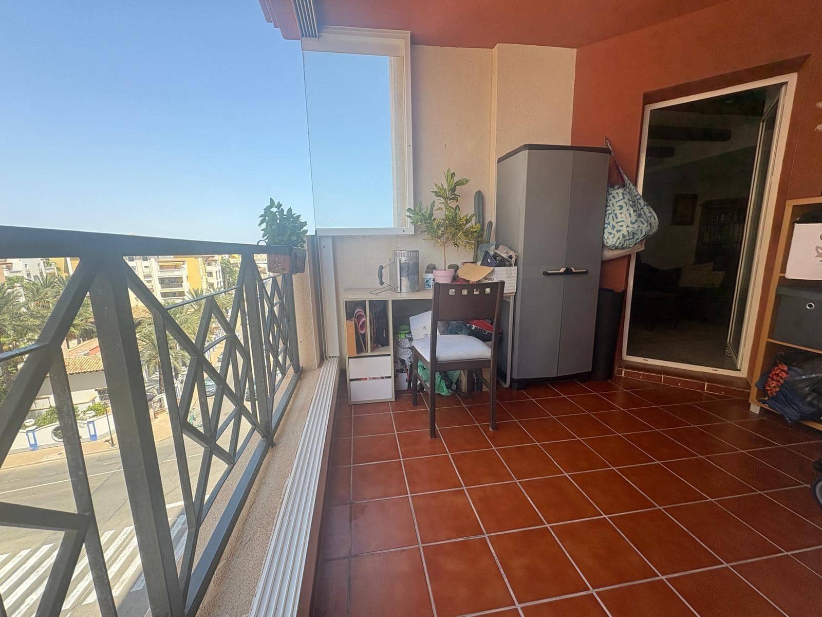3 Zimmer Apartment zu verkaufen in Torrevieja mit Pool - 329.000 € (Ref: 9994404)