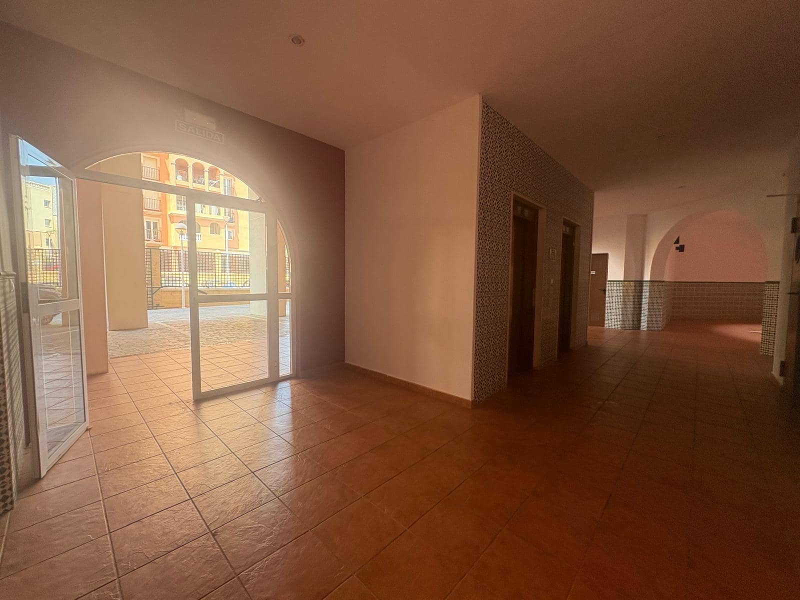 3 Zimmer Apartment zu verkaufen in Torrevieja mit Pool - 329.000 € (Ref: 9994404)