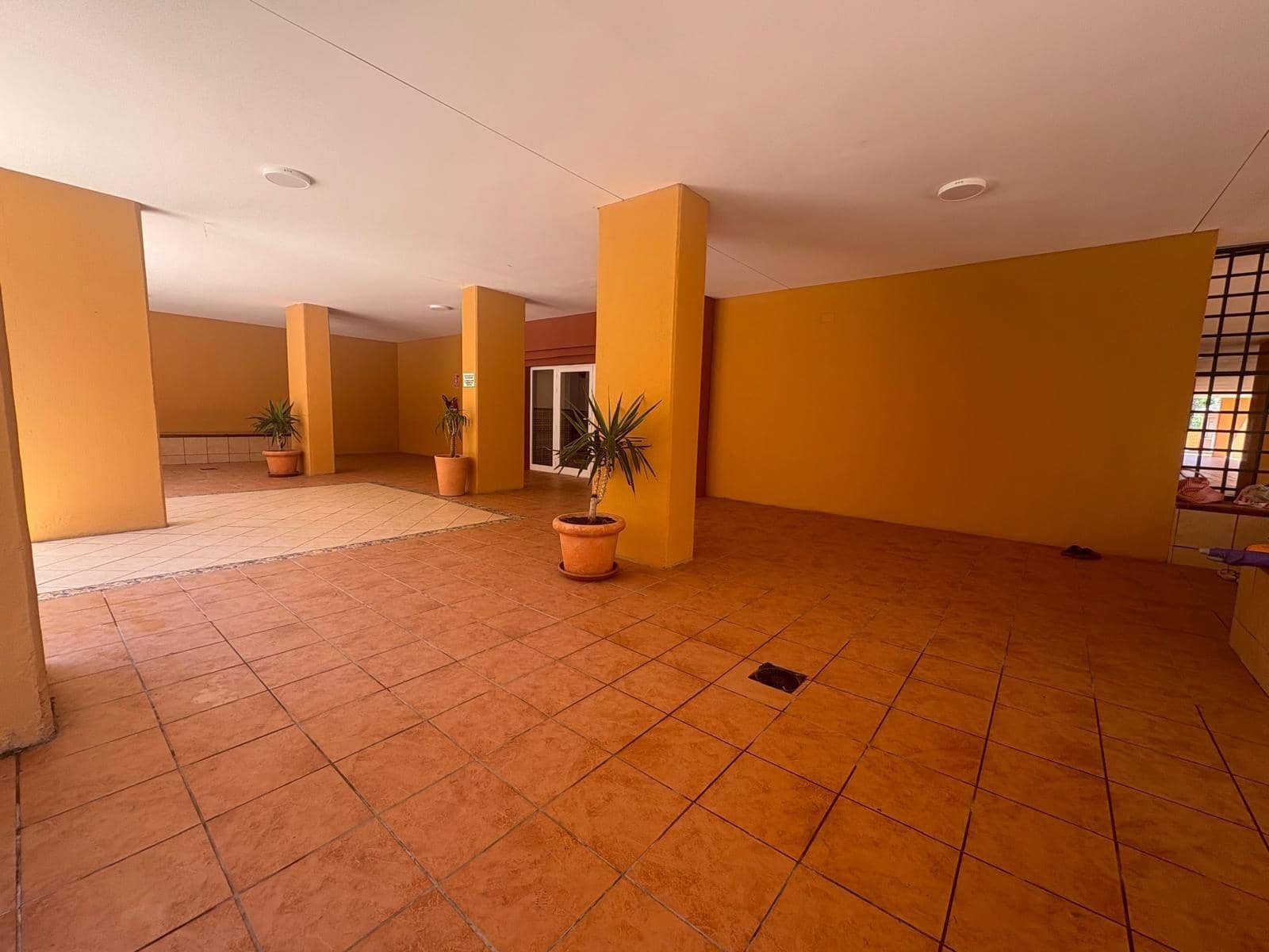 3 Zimmer Apartment zu verkaufen in Torrevieja mit Pool - 329.000 € (Ref: 9994404)