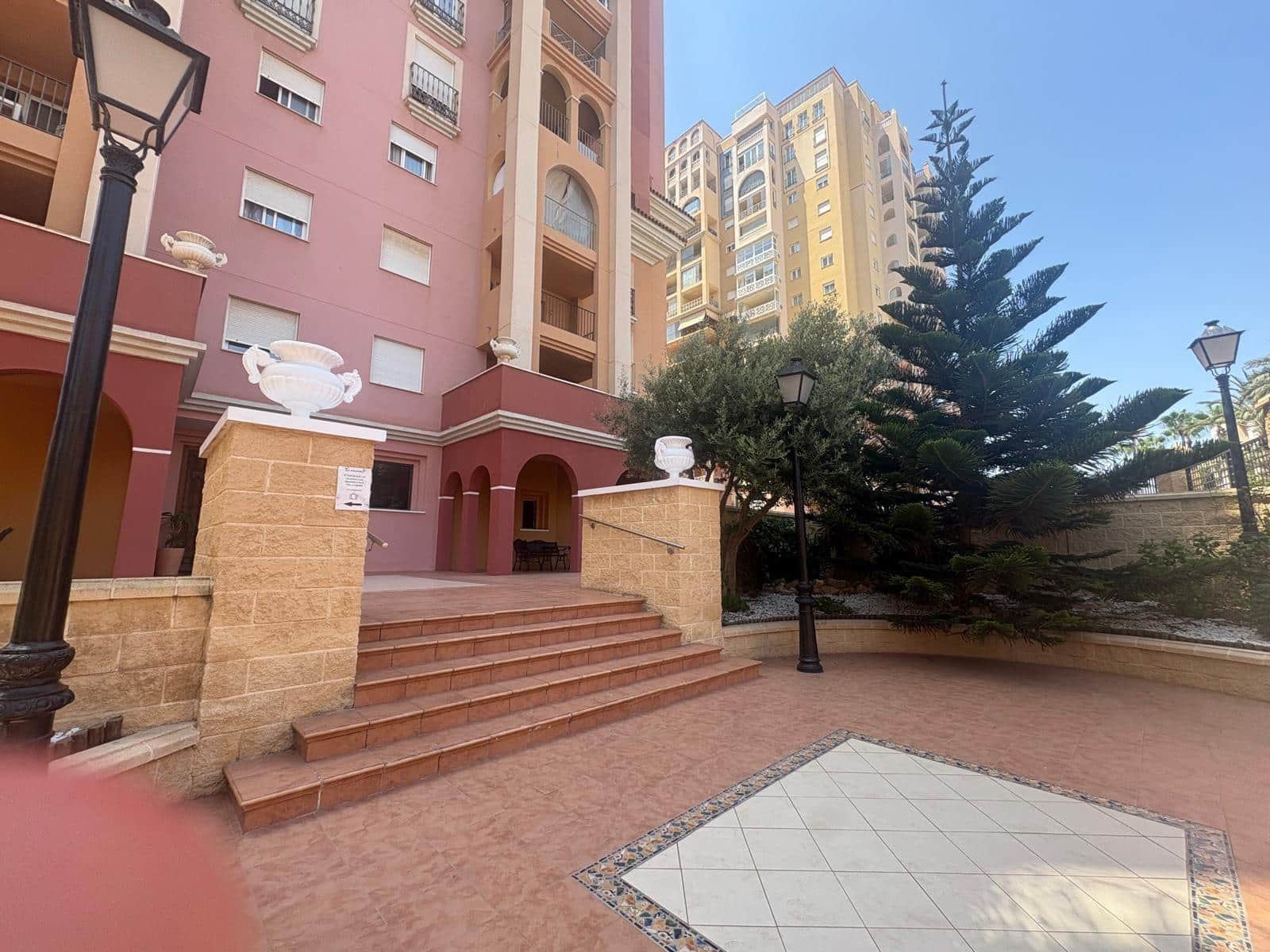 3 Zimmer Apartment zu verkaufen in Torrevieja mit Pool - 329.000 € (Ref: 9994404)