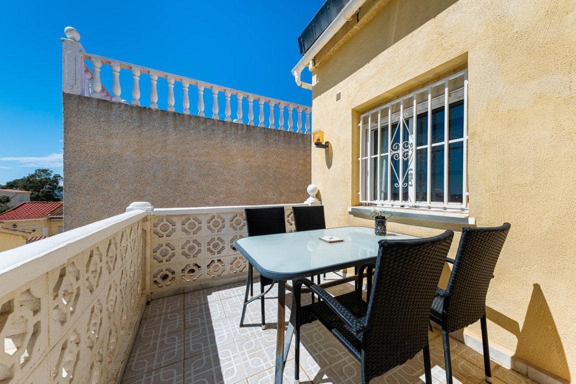 4 Zimmer Villa zu verkaufen in San Fulgencio - 239.900 € (Ref: 9998933)
