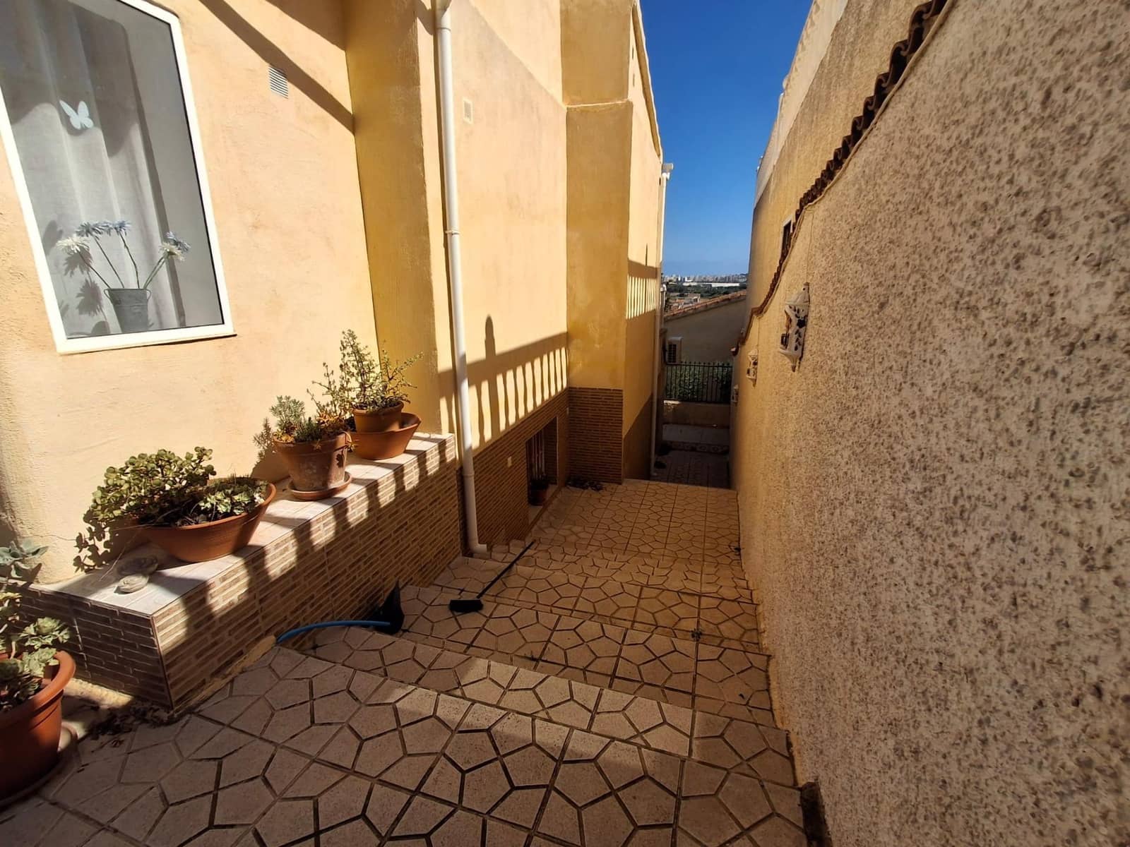 4 Zimmer Villa zu verkaufen in San Fulgencio - 239.900 € (Ref: 9998933)