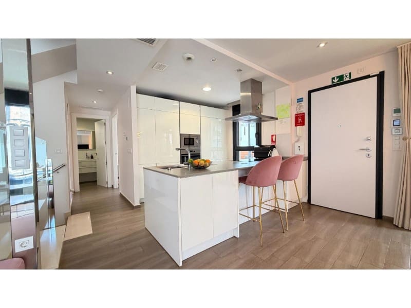 5 soveværelse Villa til salg i Torrevieja med swimmingpool - € 558.900 (Ref: 10000149)