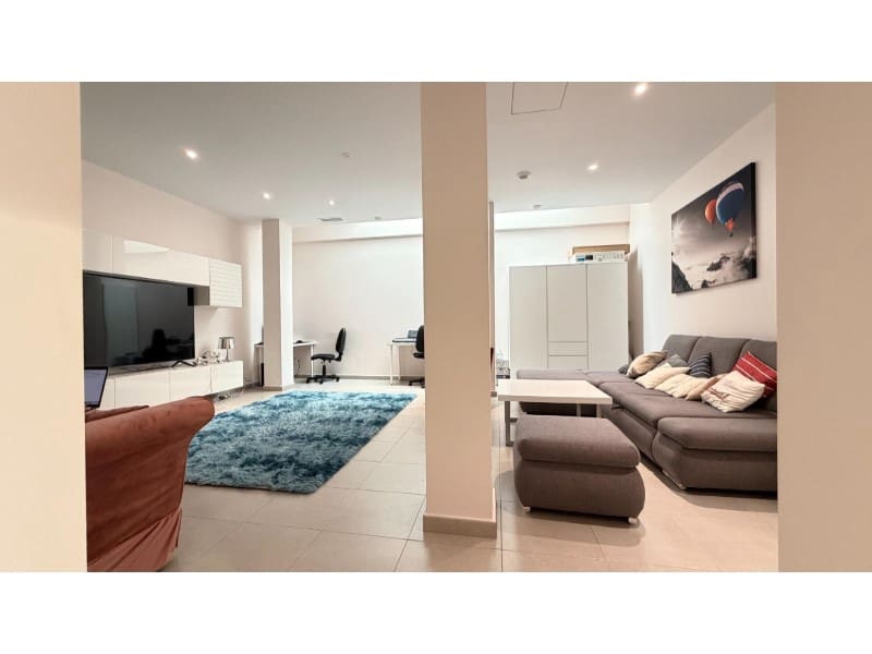 5 soveværelse Villa til salg i Torrevieja med swimmingpool - € 558.900 (Ref: 10000149)