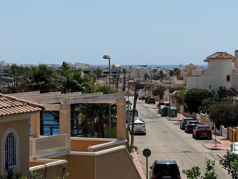 4 sypialnia Willa na sprzedaż w Orihuela Costa z garażem - 359 000 € (Ref: 10000150)