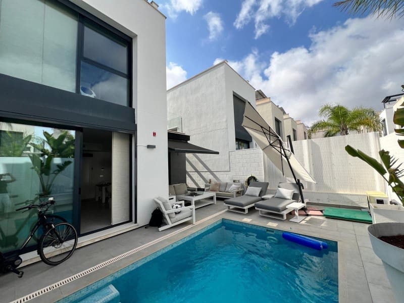 3 Zimmer Villa zu verkaufen in Orihuela Costa mit Pool - 395.000 € (Ref: 10000152)