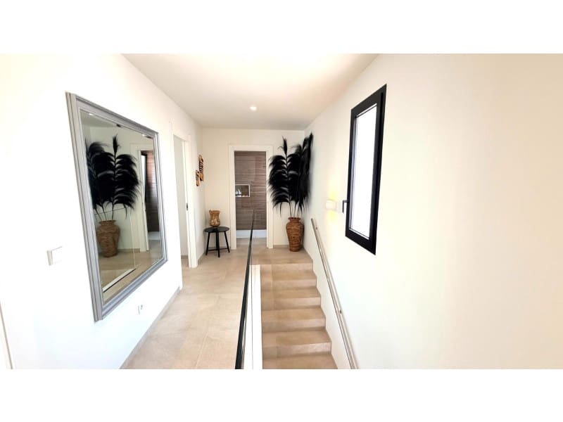 4 soverom Villa til salgs i Los Montesinos med svømmebasseng - € 595 000 (Ref: 10000153)