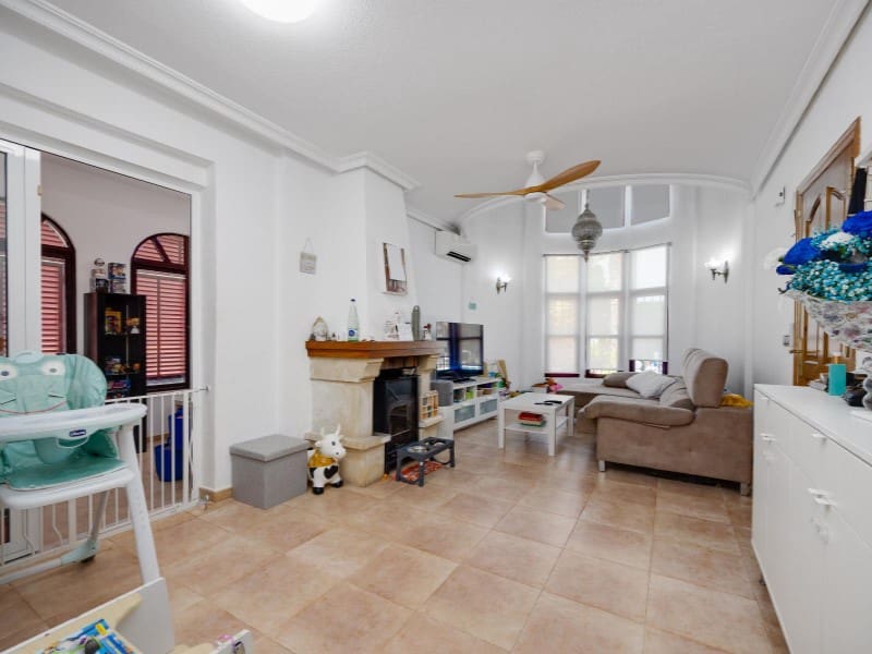 3 soverom Villa til salgs i San Fulgencio med svømmebasseng garasje - € 399 000 (Ref: 10000154)