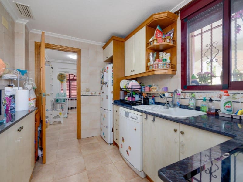 3 soverom Villa til salgs i San Fulgencio med svømmebasseng garasje - € 399 000 (Ref: 10000154)