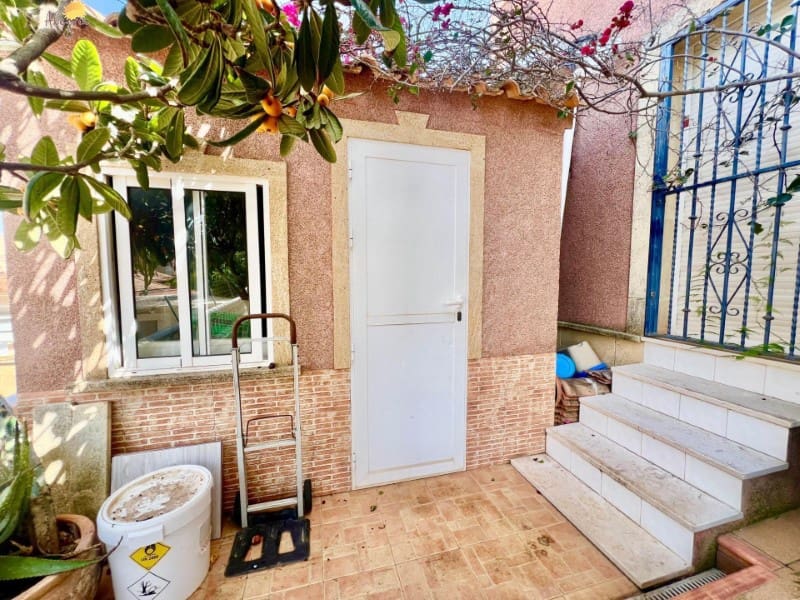3 soveværelse Villa til salg i Los Altos med swimmingpool - € 490.000 (Ref: 10000155)