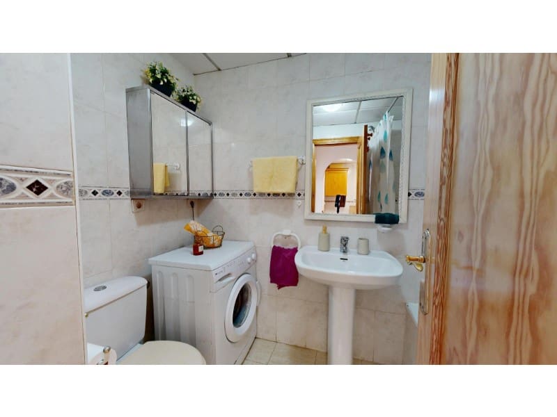 1 slaapkamer Appartement te koop in Torrevieja met zwembad - € 113.900 (Ref: 10000157)