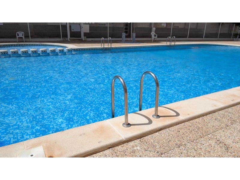 1 slaapkamer Appartement te koop in Torrevieja met zwembad - € 113.900 (Ref: 10000157)